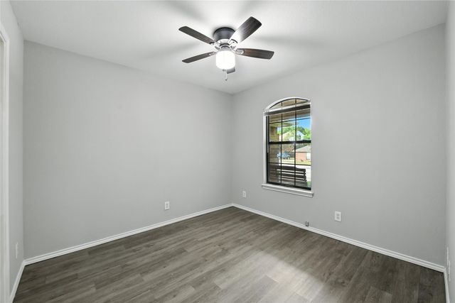 602 Valleyridge Court, Decatur, TX 76234
