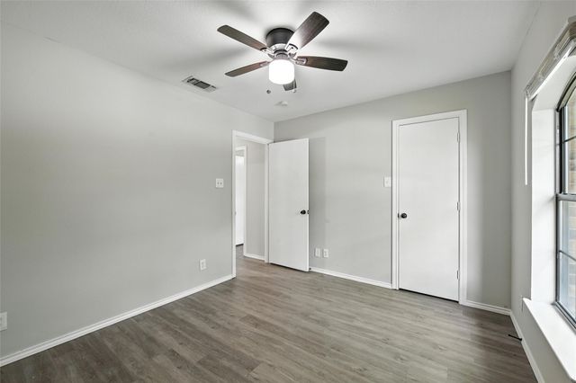 602 Valleyridge Court, Decatur, TX 76234