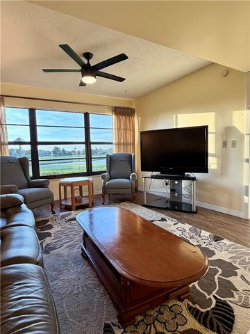 42 Plantation Drive 103, Vero Beach, FL 32966