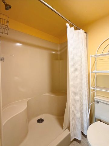 42 Plantation Drive 103, Vero Beach, FL 32966