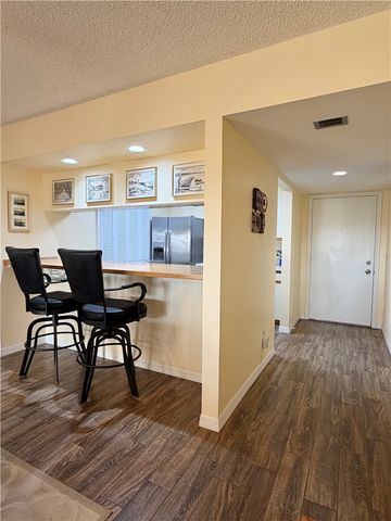42 Plantation Drive 103, Vero Beach, FL 32966
