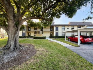 42 Plantation Drive 103, Vero Beach, FL 32966