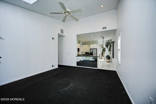 17 Umberland Place, Monroe, NJ 08831