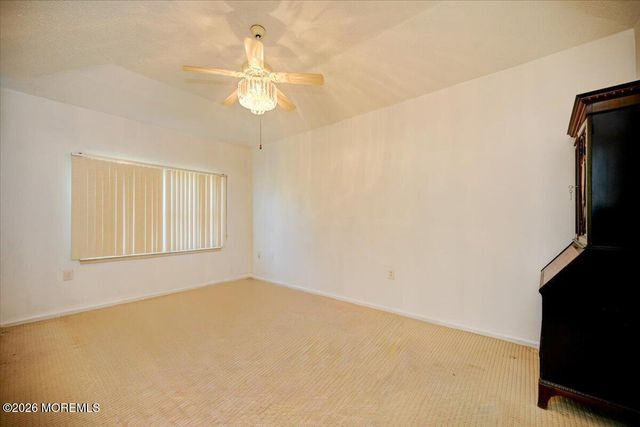 17 Umberland Place, Monroe, NJ 08831