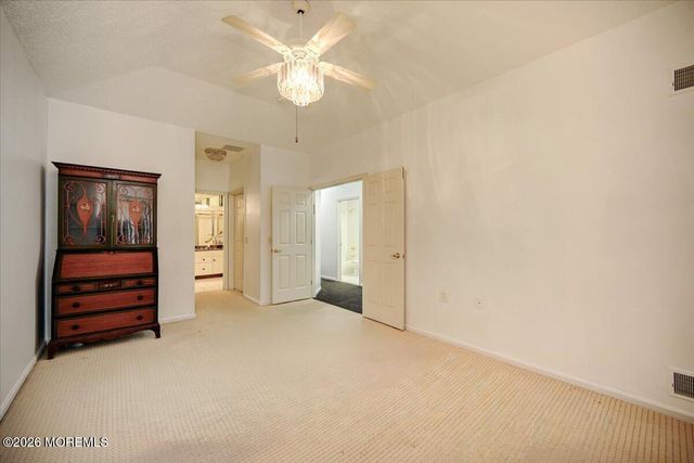 17 Umberland Place, Monroe, NJ 08831