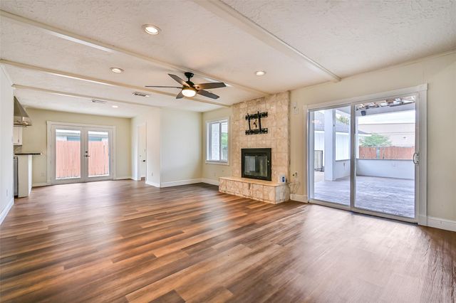 9322 Petersham Drive, Houston, TX 77031