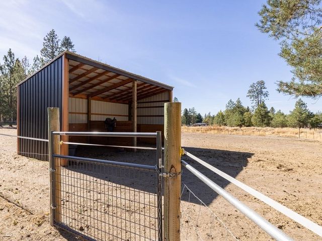 14507 S SHERMAN Rd, Spokane, WA 99224