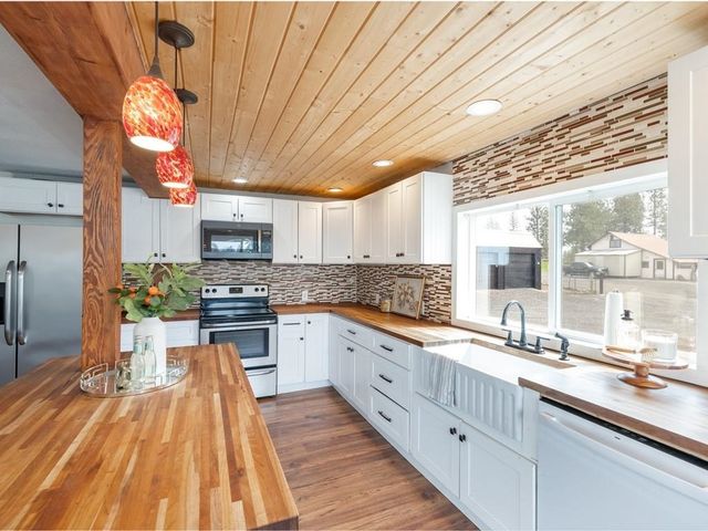14507 S SHERMAN Rd, Spokane, WA 99224