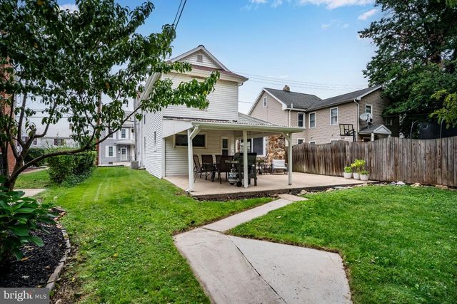 14 E GREEN ST, Shiremanstown, PA 17011