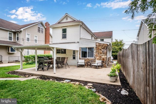 14 E GREEN ST, Shiremanstown, PA 17011