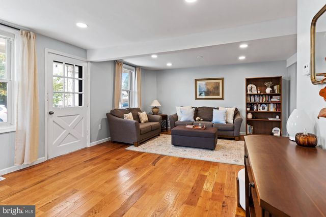 14 E GREEN ST, Shiremanstown, PA 17011