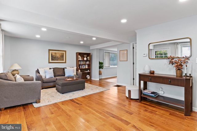 14 E GREEN ST, Shiremanstown, PA 17011
