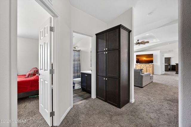 19057 E Skylar Way, Vail, AZ 85641