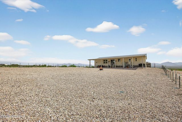 19057 E Skylar Way, Vail, AZ 85641