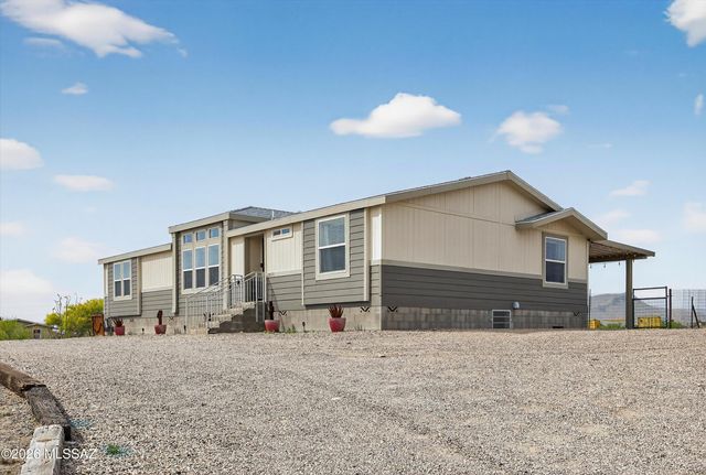 19057 E Skylar Way, Vail, AZ 85641