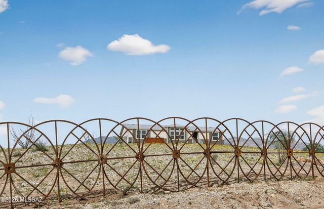 19057 E Skylar Way, Vail, AZ 85641