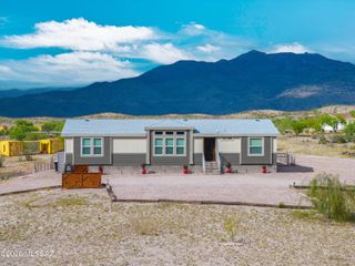 19057 E Skylar Way, Vail, AZ 85641