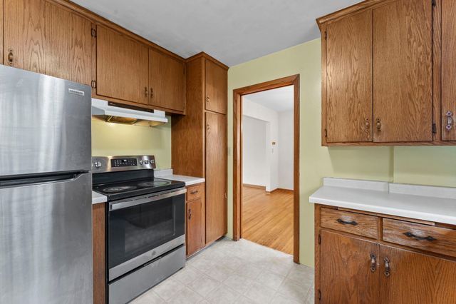 1045 Euclid Street, Saint Paul, MN 55106