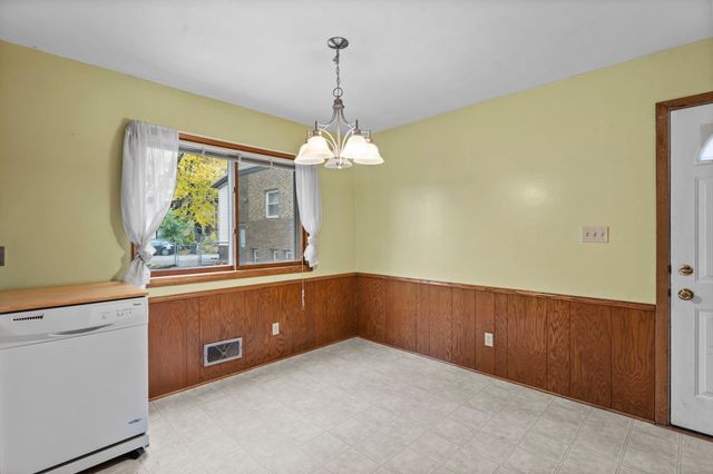 1045 Euclid Street, Saint Paul, MN 55106