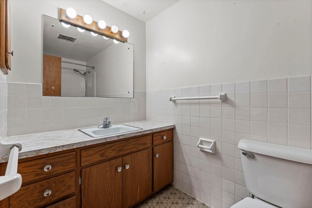 1045 Euclid Street, Saint Paul, MN 55106