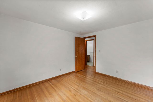 1045 Euclid Street, Saint Paul, MN 55106