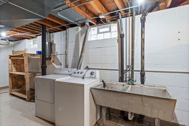 1045 Euclid Street, Saint Paul, MN 55106