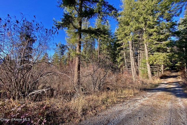 150 Castle Crest, Hope, ID 83836