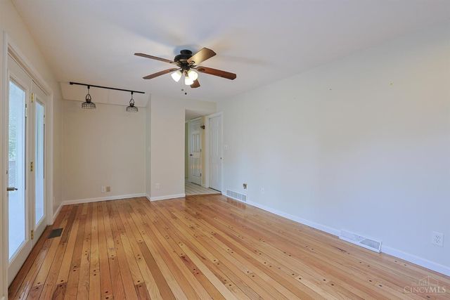 6993 E Galbraith Road, Madeira, OH 45243