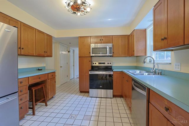 6993 E Galbraith Road, Madeira, OH 45243