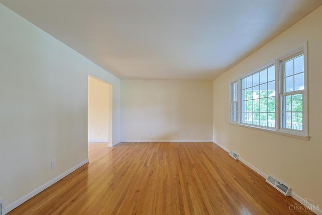 6993 E Galbraith Road, Madeira, OH 45243
