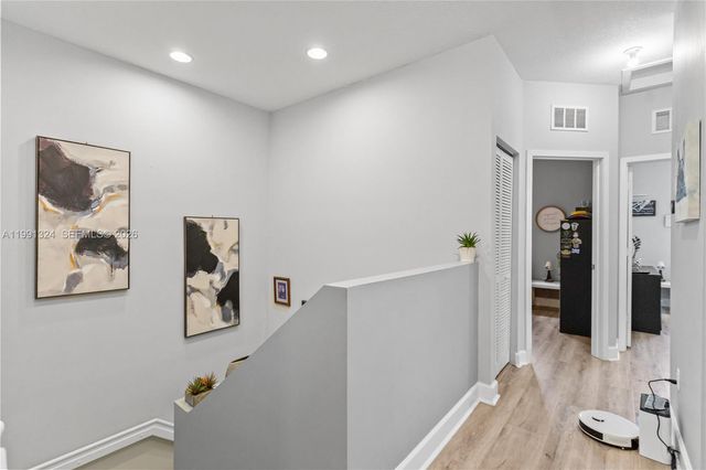 4910 NW 48th Ter, Tamarac, FL 33319