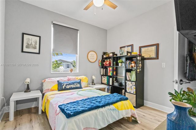 4910 NW 48th Ter, Tamarac, FL 33319