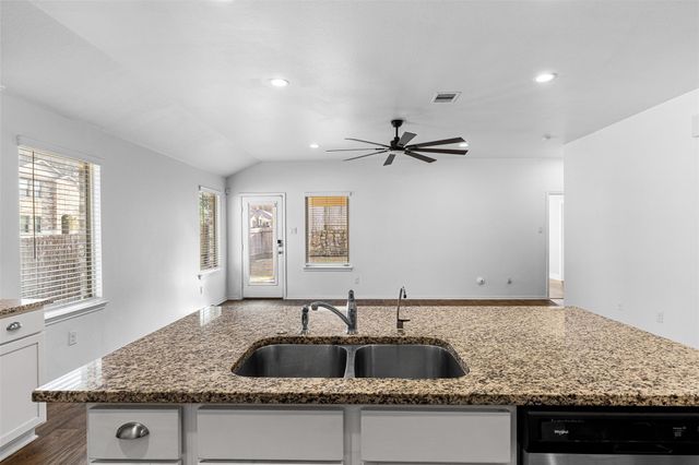 16016 Birch Bay Lane, Conroe, TX 77384