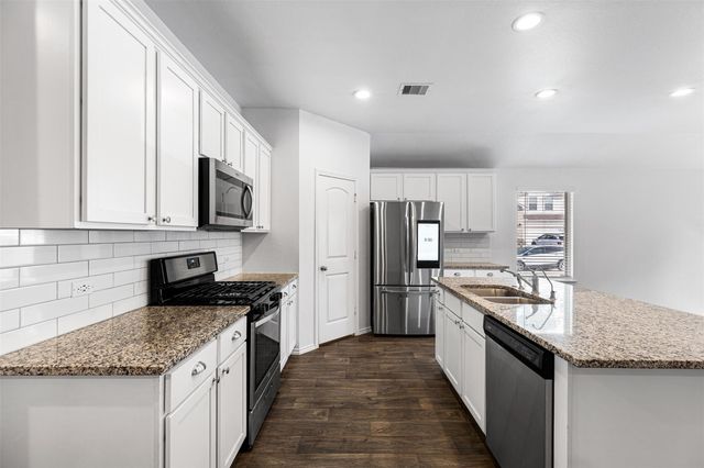 16016 Birch Bay Lane, Conroe, TX 77384