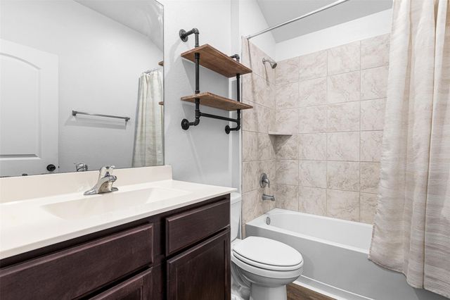 16016 Birch Bay Lane, Conroe, TX 77384