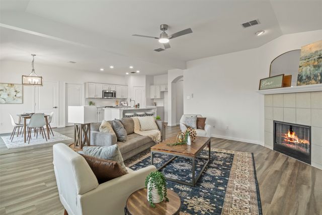 1624 Ambercrest Drive, Lancaster, TX 75146