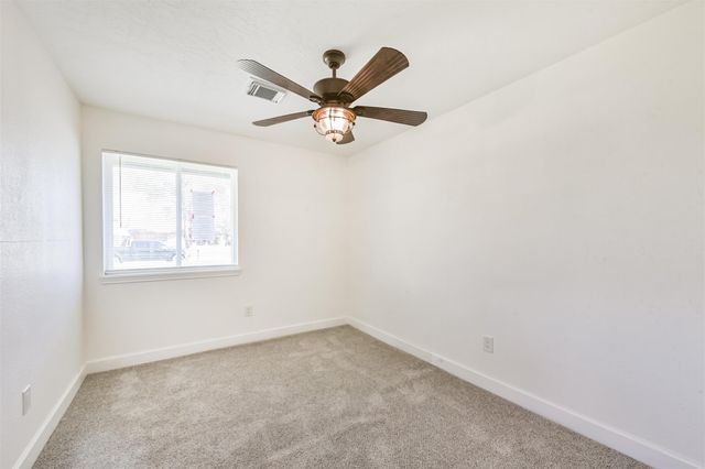 16510 Blackhawk Boulevard, Friendswood, TX 77546