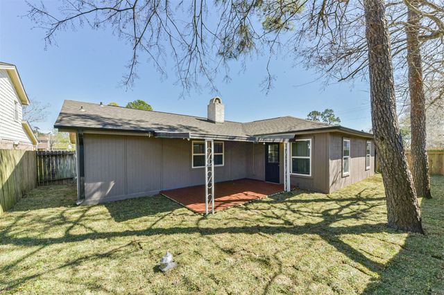 16510 Blackhawk Boulevard, Friendswood, TX 77546