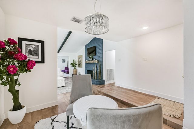 16510 Blackhawk Boulevard, Friendswood, TX 77546