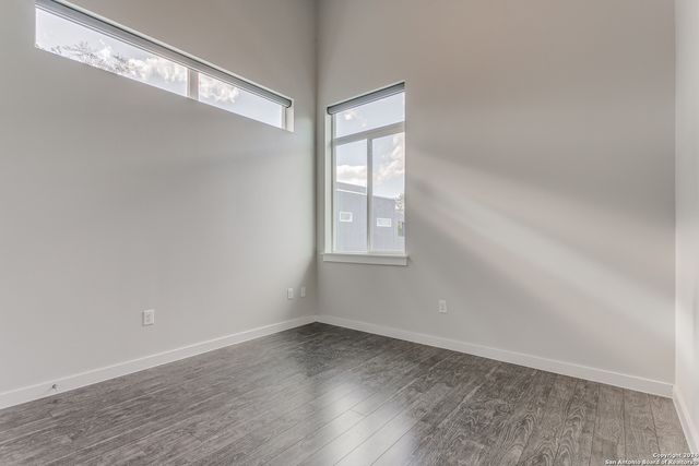 330 Clay St Unit 24, San Antonio, TX 78204