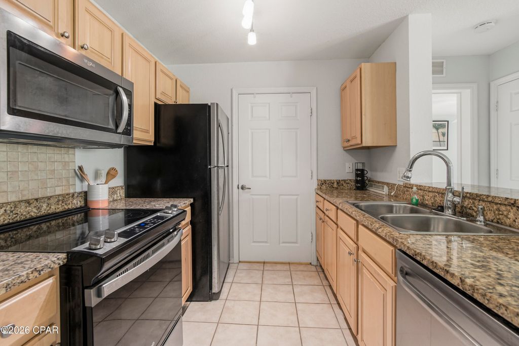 Image 8 of property listing at 608 Cape Cod Drive, Panama City Beach, FL 32407