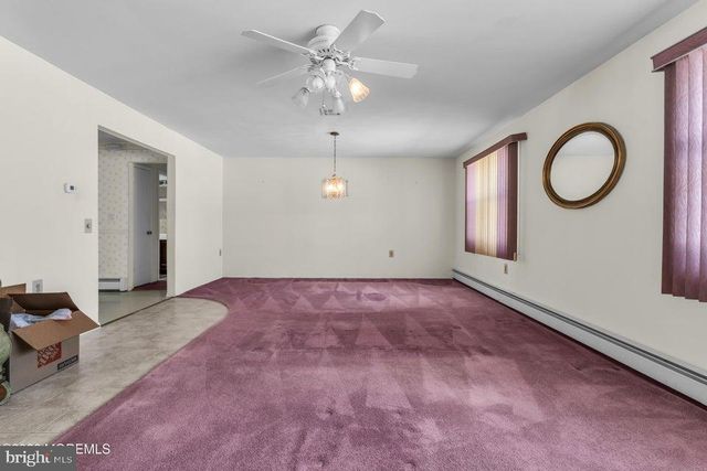 24 MERRILEE LN, Toms River, NJ 08757