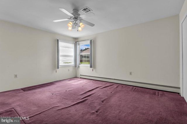 24 MERRILEE LN, Toms River, NJ 08757