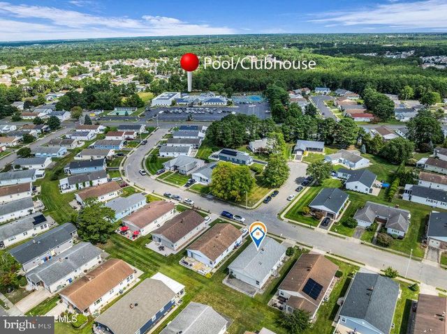 24 MERRILEE LN, Toms River, NJ 08757