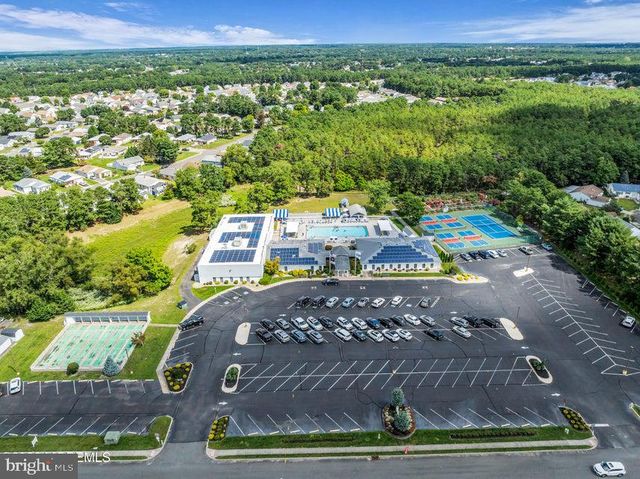 24 MERRILEE LN, Toms River, NJ 08757