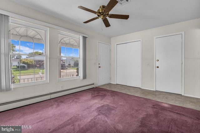 24 MERRILEE LN, Toms River, NJ 08757