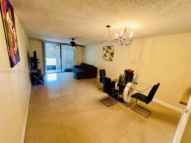 1800 SW 81st Ave 1112, North Lauderdale, FL 33068