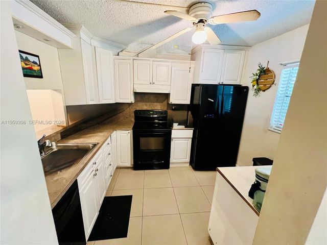 1800 SW 81st Ave 1112, North Lauderdale, FL 33068