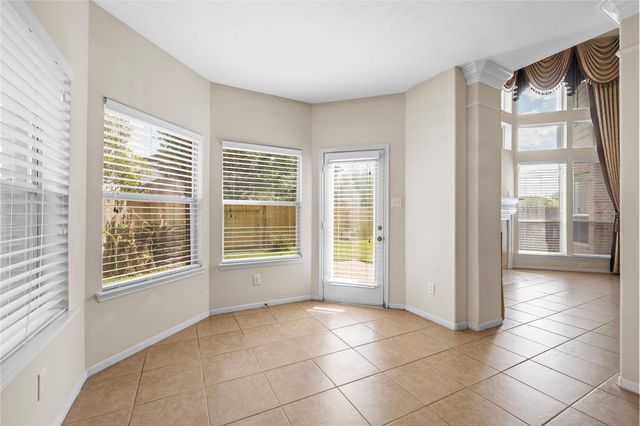 1111 Blue Leaf Drive, Richmond, TX 77469