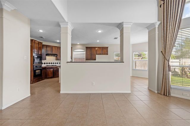 1111 Blue Leaf Drive, Richmond, TX 77469